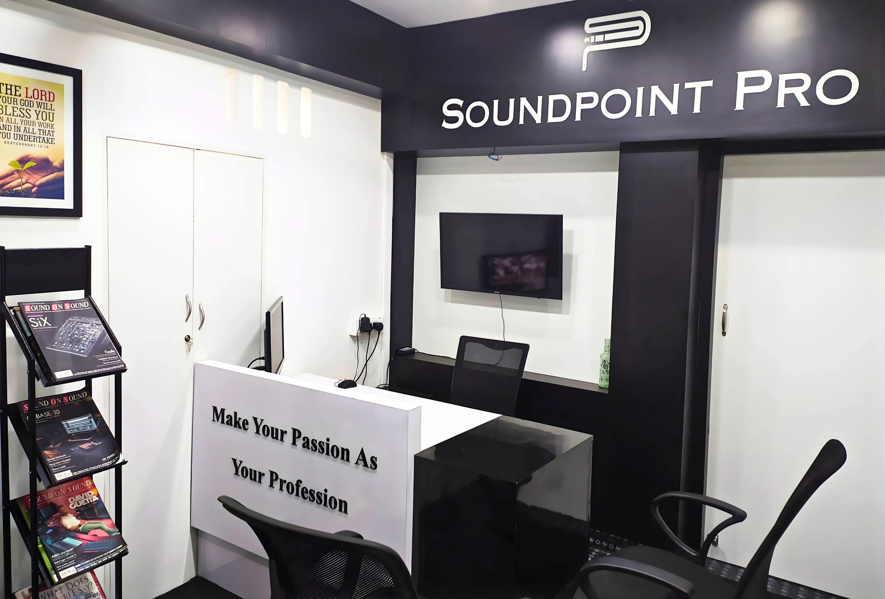 Soundpoint Pro Studio